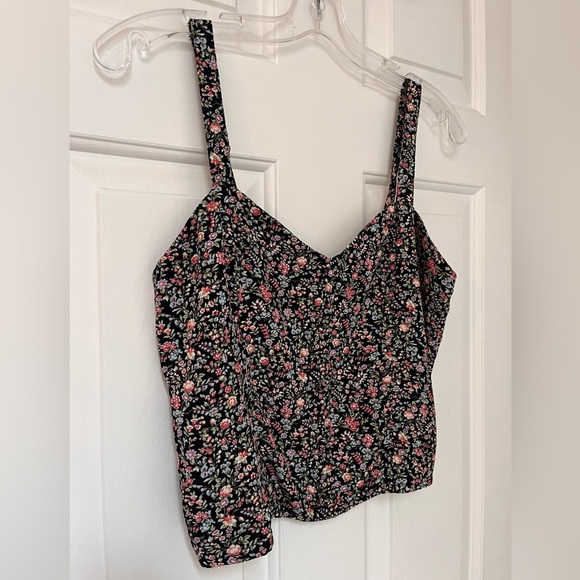 Abercrombie & Fitch Floral Smocked Crop Top S - Picture 6 of 13